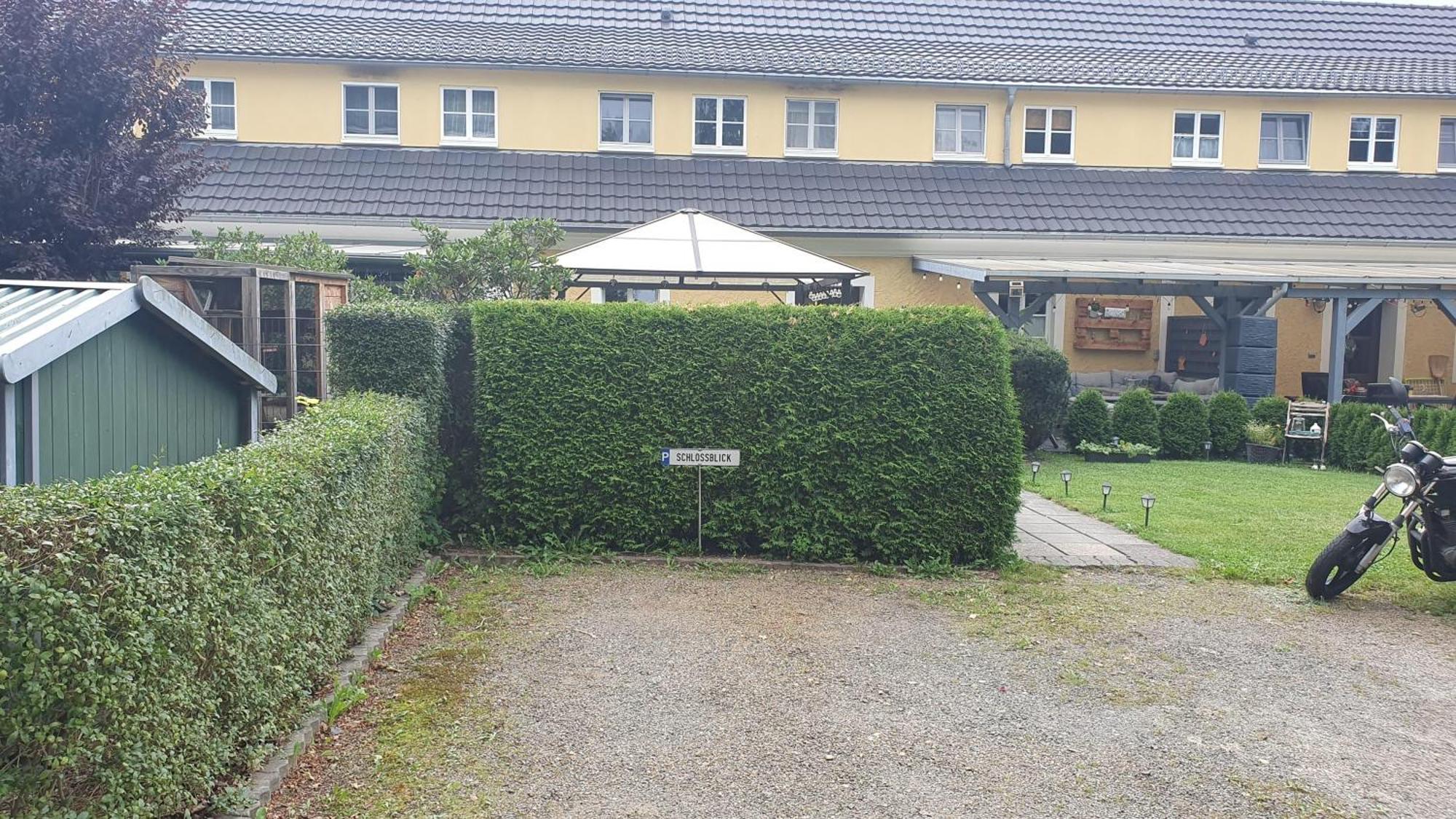 Ferienwohnung Im Gutshof Direkt Gegenueber Dem Schloss, Rhododendronpark Mit Terrasse Und Wlan Kromlau Eksteriør billede