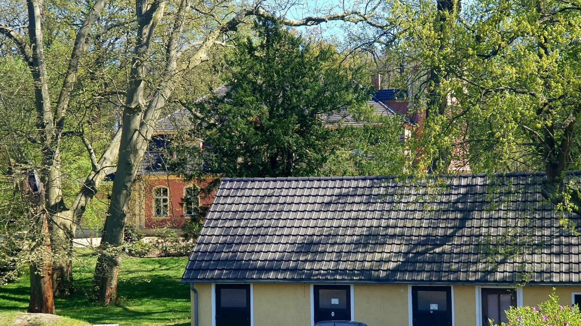Ferienwohnung Im Gutshof Direkt Gegenueber Dem Schloss, Rhododendronpark Mit Terrasse Und Wlan Kromlau Eksteriør billede