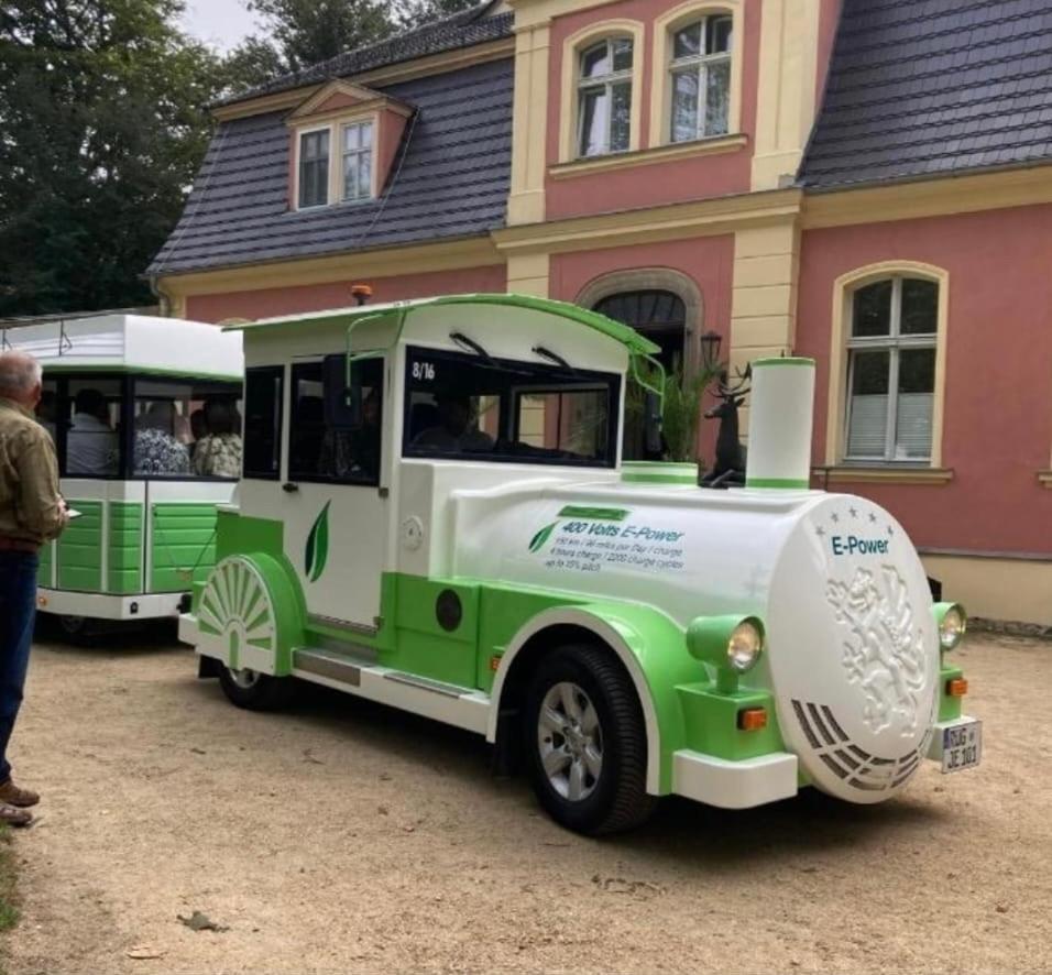 Ferienwohnung Im Gutshof Direkt Gegenueber Dem Schloss, Rhododendronpark Mit Terrasse Und Wlan Kromlau Eksteriør billede