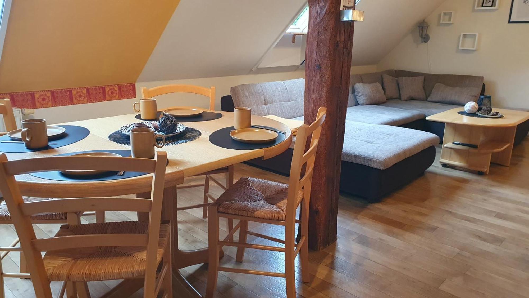 Ferienwohnung Im Gutshof Direkt Gegenueber Dem Schloss, Rhododendronpark Mit Terrasse Und Wlan Kromlau Eksteriør billede