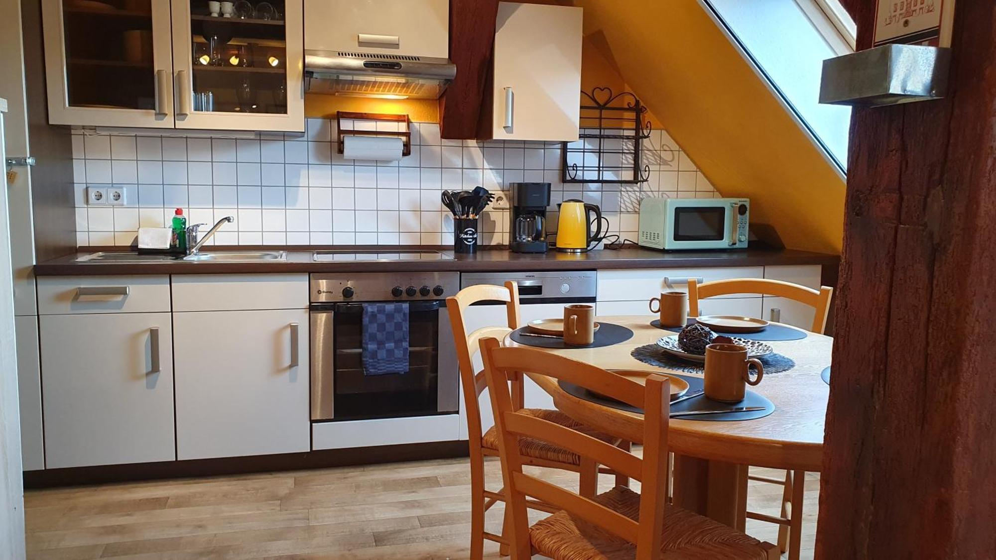 Ferienwohnung Im Gutshof Direkt Gegenueber Dem Schloss, Rhododendronpark Mit Terrasse Und Wlan Kromlau Eksteriør billede